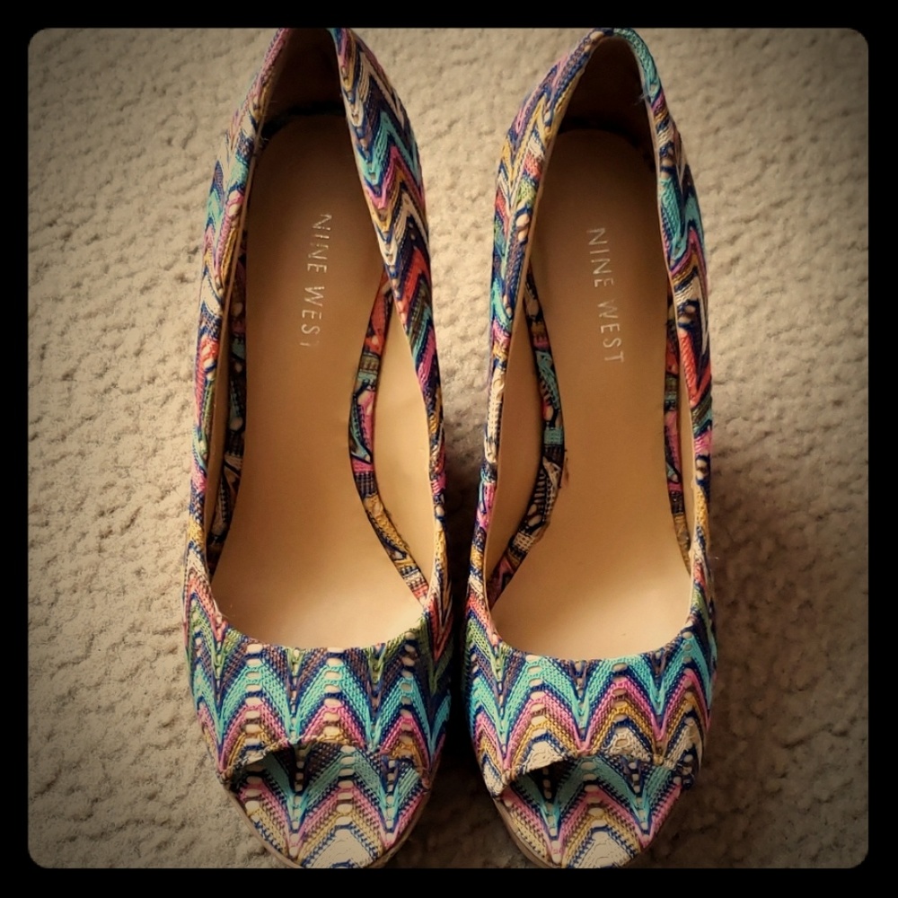 Shoes/ wedge heels